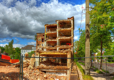 TEXTIMA Nadelfabrik Chemnitz.1924 errichtet, LIQUIDATION 1990, Abriss geplant 2020, Abriss erst im Mai 2025 (Bilder vom 17. Mai 2025)