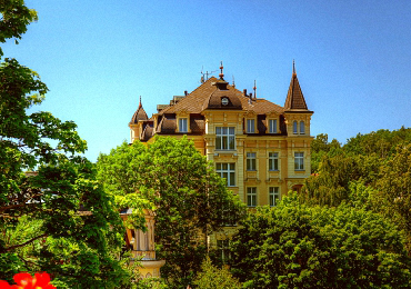 Karlsbad - Herrliches Stadthaus in Karlovy Vary (Aufnahme 21. Juni 2025 - Image By Rei R. Hanauska)